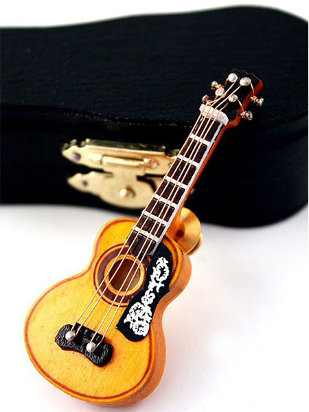Pin guitarra española